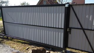 Купить сваи для ворот в Клинцы. Заказать ворота на сваях под ключ от 21446 руб